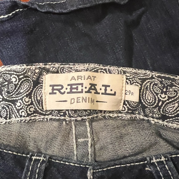 Ariat Stylish Blue Jeans for Women - Picture 4 of 4